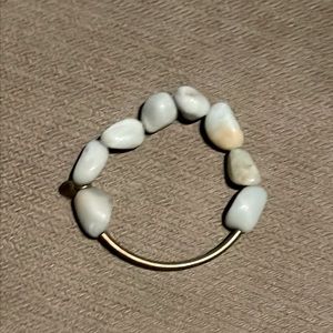 Bèljoy stone bracelet